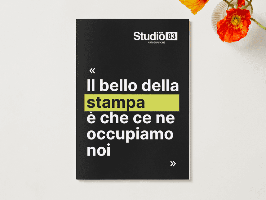 Brochure rilegata con punto metallico   Studio 83